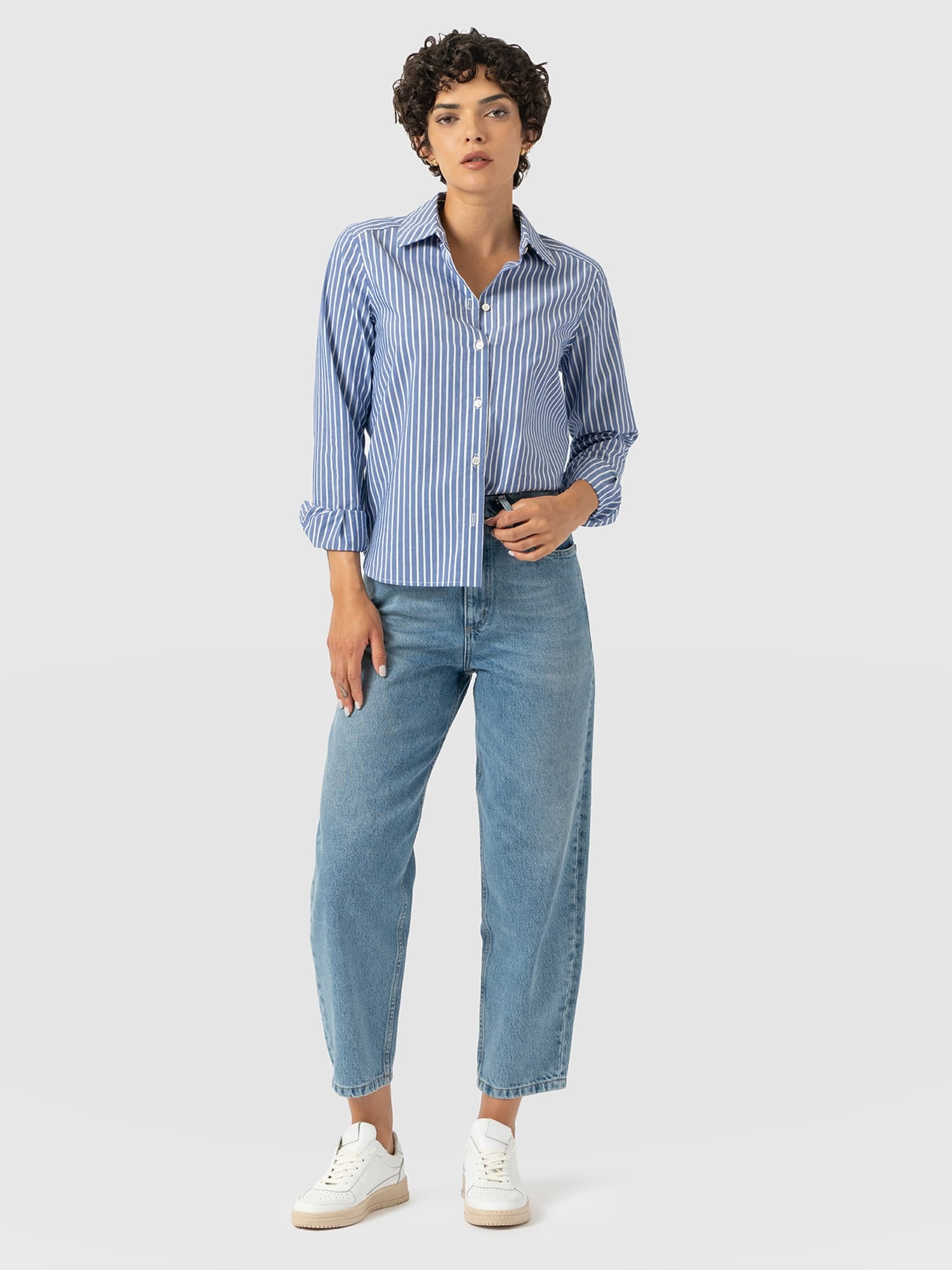 Barrel Leg Jean - Light Blue - Image 3