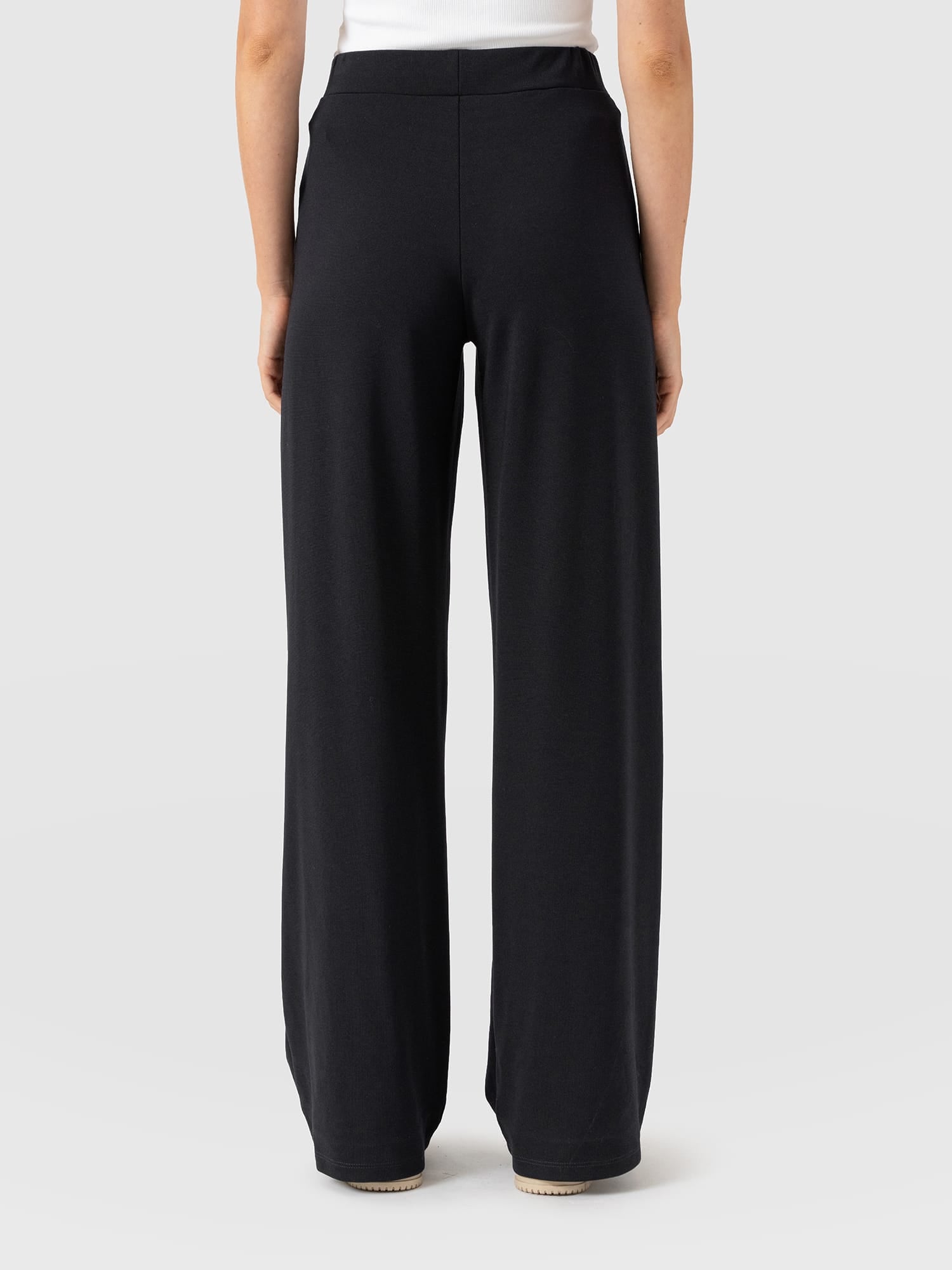 Hoxton Straight Leg Pant - Black - Image 6