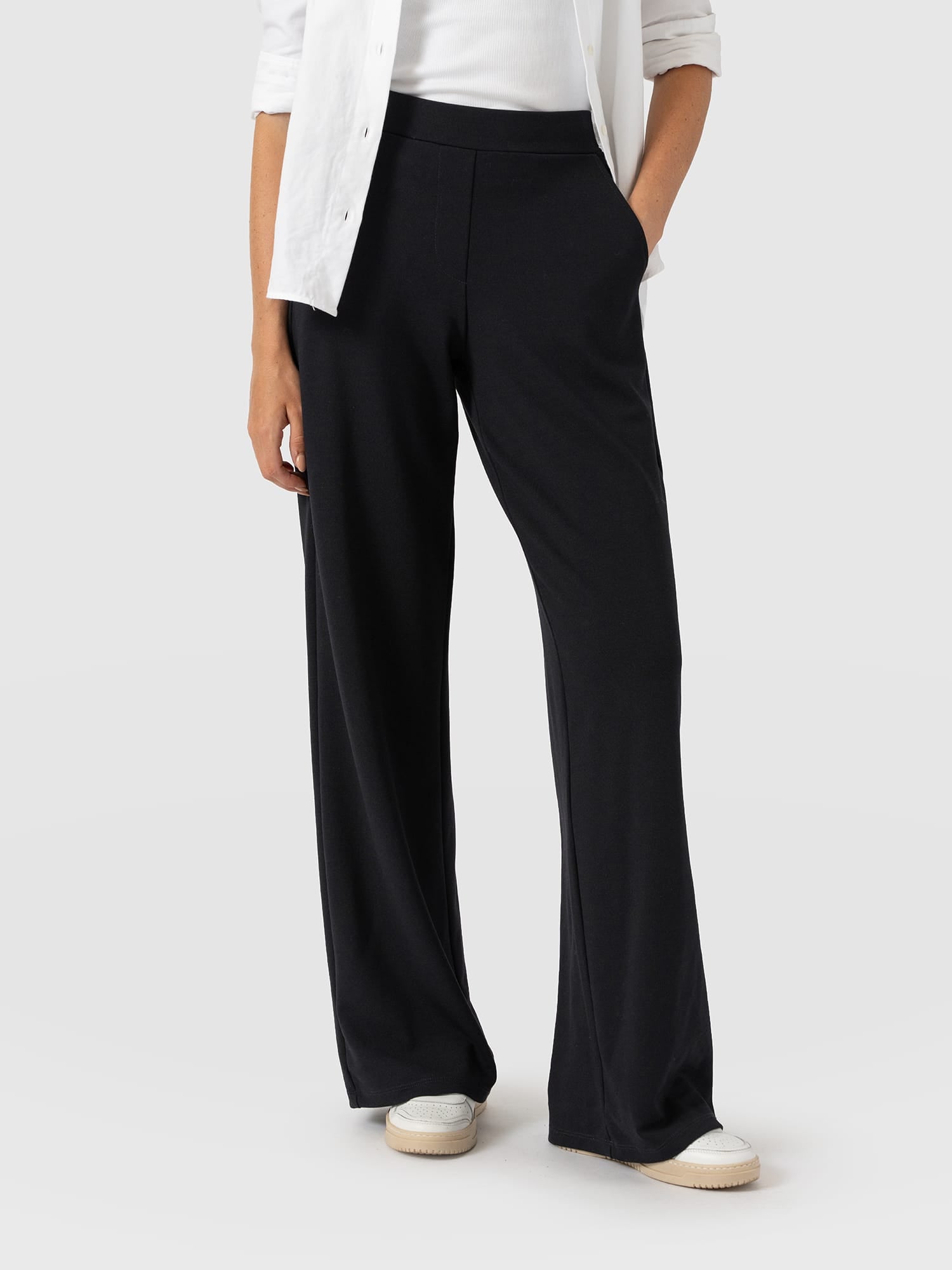 Hoxton Straight Leg Pant - Black - Image 2